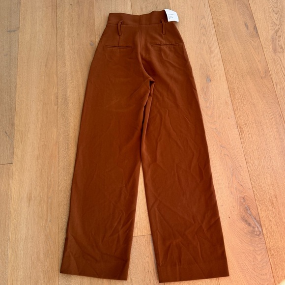 NWT Aritzia Babaton Jermaine Pant in Cigar Size 0 - Picture 3 of 9